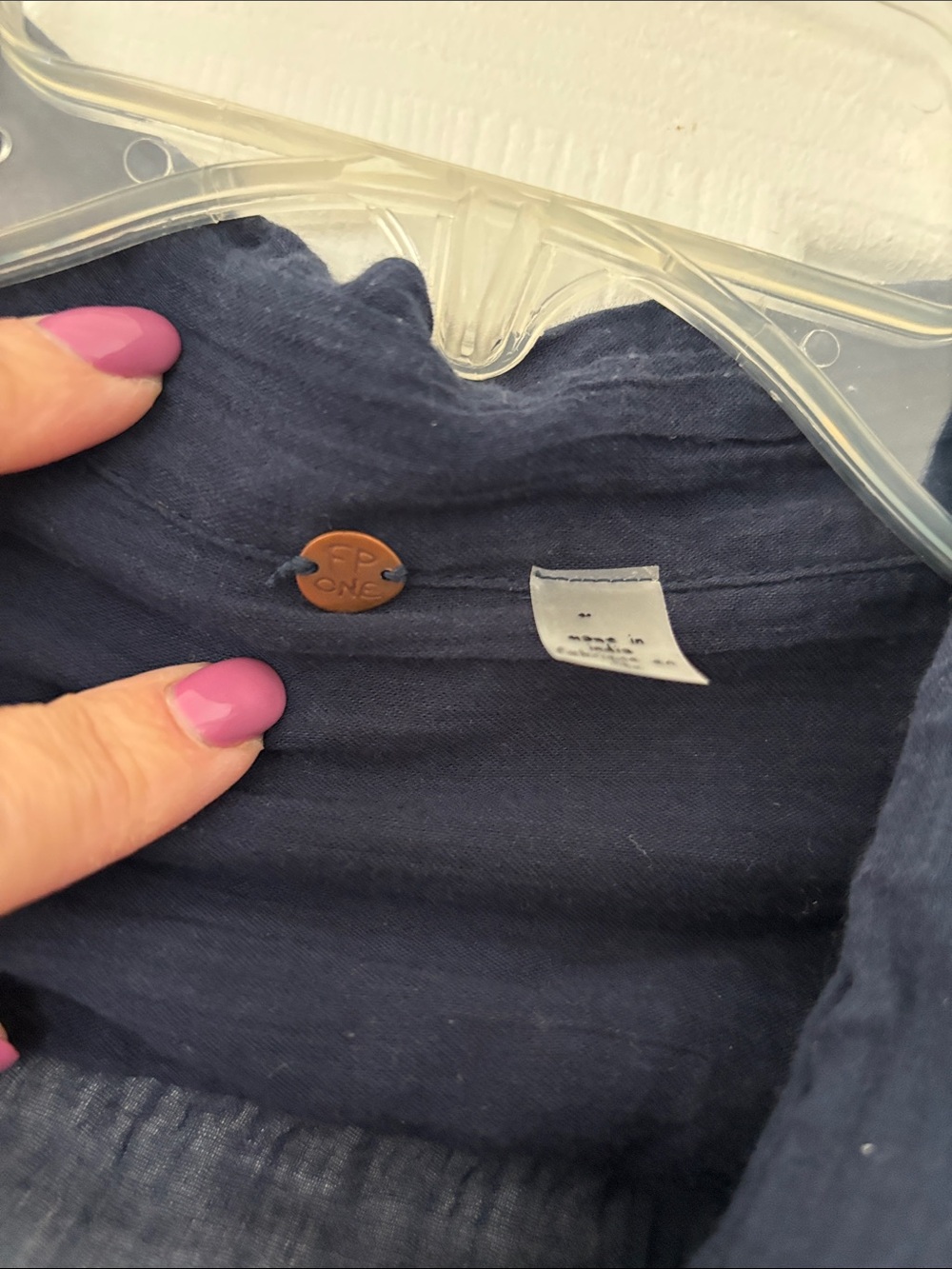 Textured Navy Long-Sleeve Button-Down Blouse - Picture 2 of 5